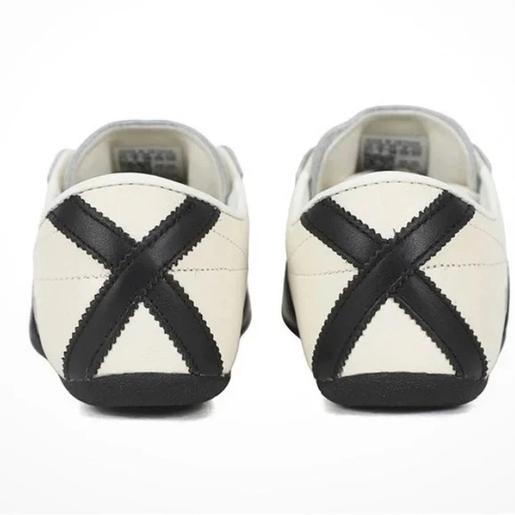 Adidas Tokyo Cream and Black Shoes - Picture 3 of 6